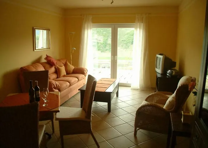 Weingut Amlinger&sohn * Neef