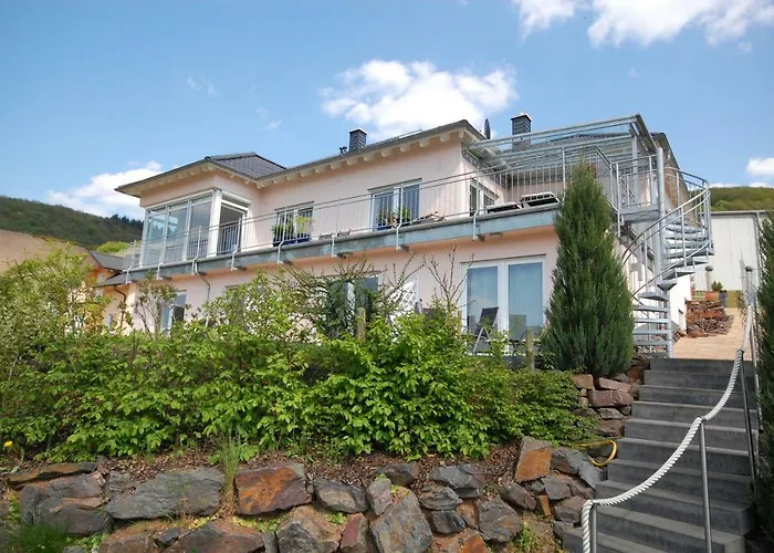 Weingut Amlinger&sohn *